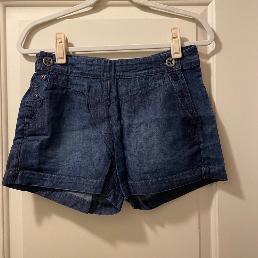 Goldsign shorts- size 28